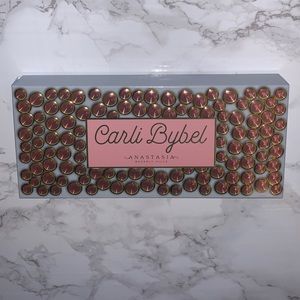 Anastasia Beverly Hills Carly Bybel Palette